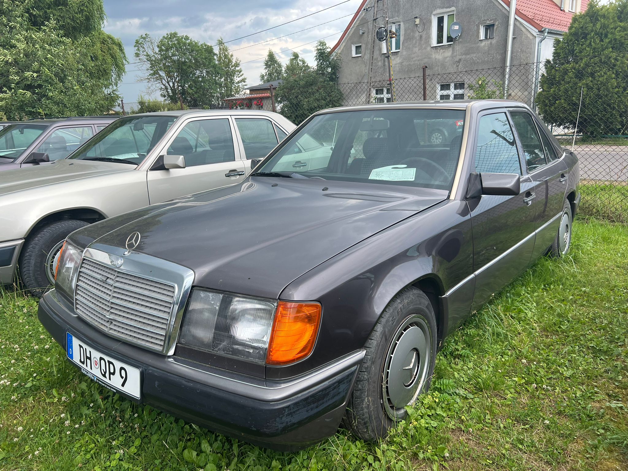 Mercedes 124 2.5 Diesel - View 2