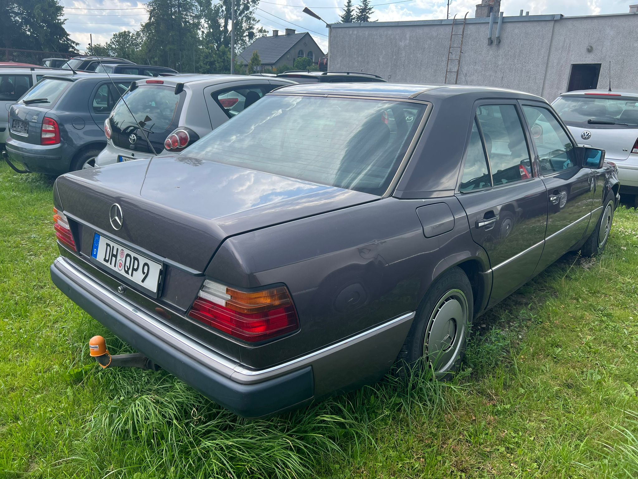 Mercedes 124 2.5 Diesel - View 3