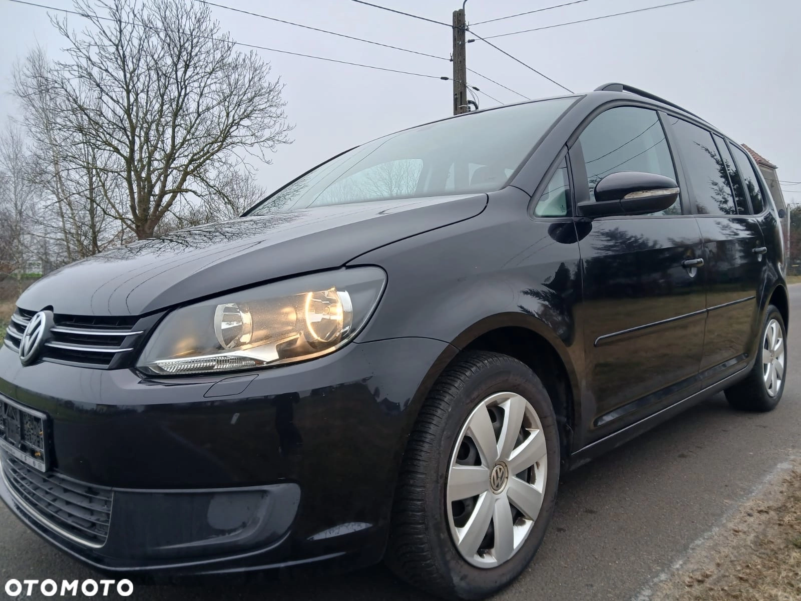 Volkswagen Touran 1.2 TSI BlueMotion Technology MATCH - View 3