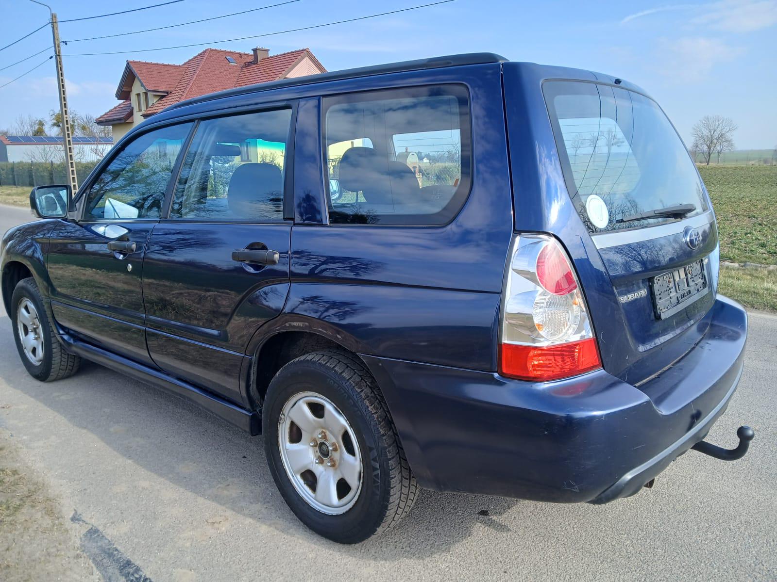 Subaru FORESTER 2.0 Benzyna 4x4 - View 11