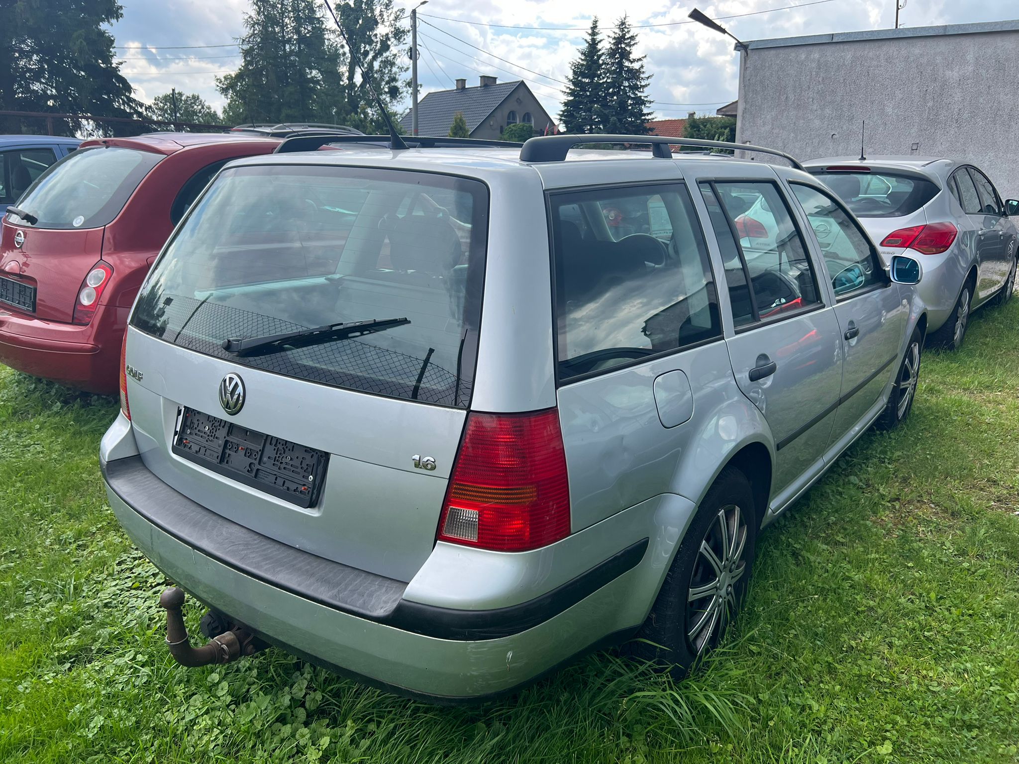 Volkswagen Golf 1.6 Benzyna - View 2