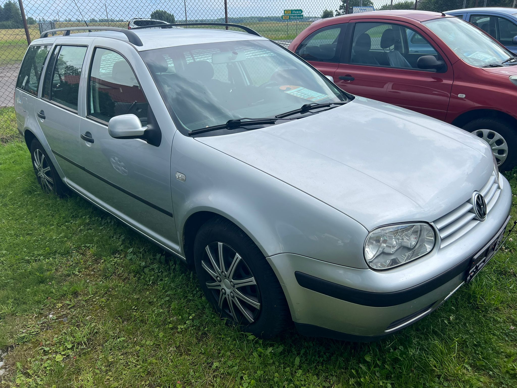 Volkswagen Golf 1.6 Benzyna - View 3